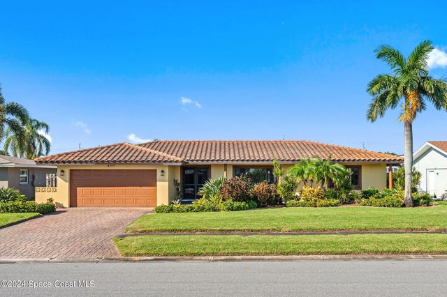 $999,900 | 439 Bridgetown Court | South Patrick Shores