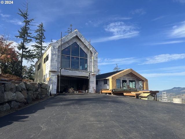 $2,975,000 | 11625 Hoskins Hill Road