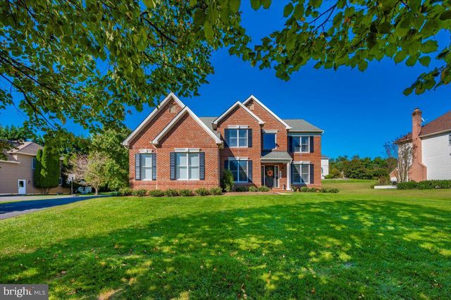 $1,200,000 | 3913 Fox Valley Drive | Olney