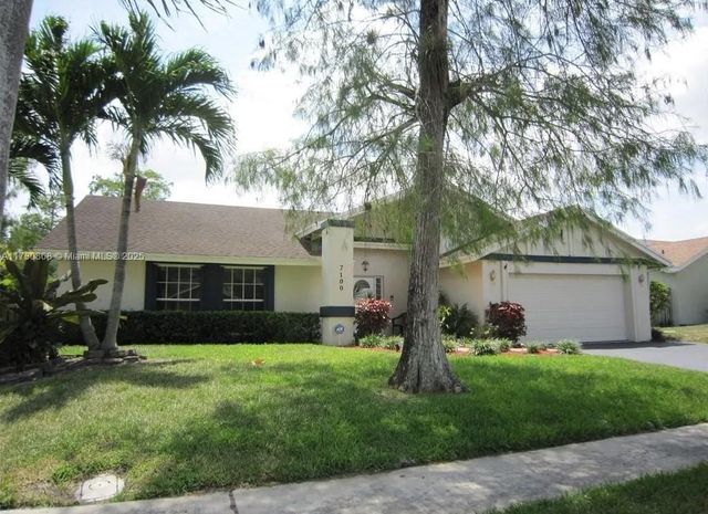 $649,900 | 7100 Northwest 49th Court | Lauderhill