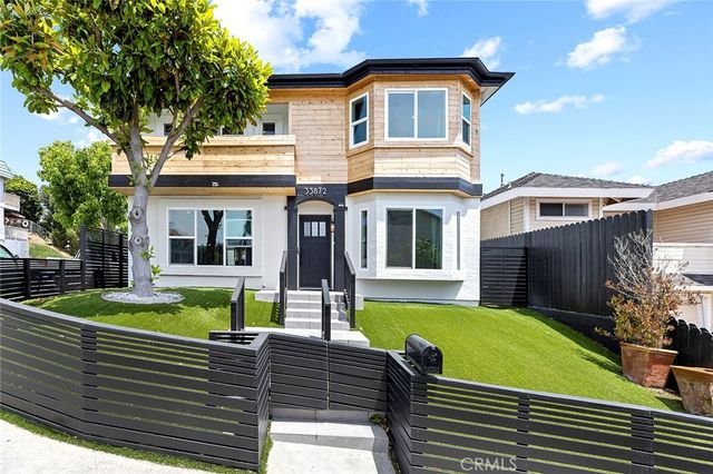 $1,995,000 | 33872 Silver Lantern Street | Lantern Village