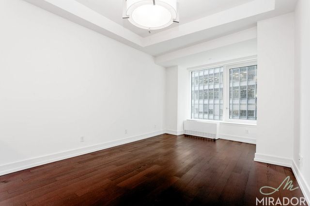 $4,600 | 2 Water Street, Unit 6D | Financial District