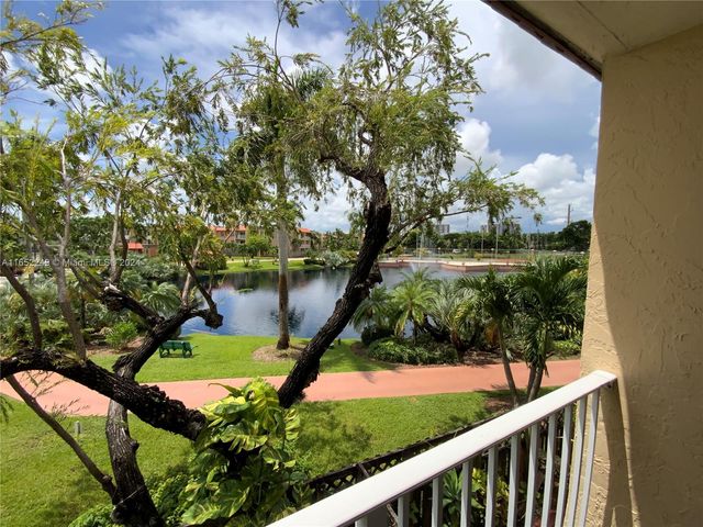 $320,000 | 5000 Northwest 79th Avenue, Unit 210 | Doral