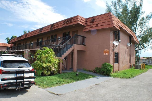 $2,300 | 6465 West 27th Avenue, Unit 43104 | Hialeah