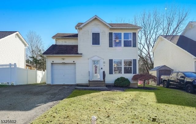 $399,000 | 38 Holly Drive | Hamburg