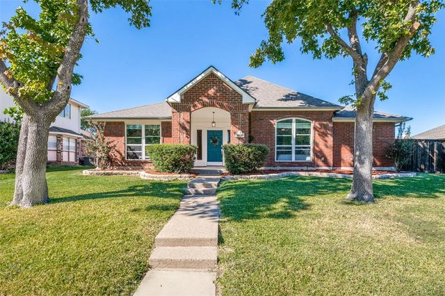 $475,000 | 3829 Parkmont Drive | Plano