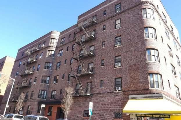 $368,000 | 83-06 Vietor Avenue, Unit 5P | Elmhurst