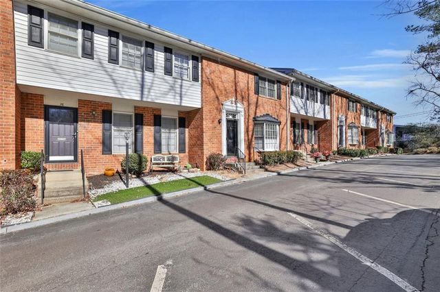 $225,000 | 6520 Roswell Road Northeast, Unit 77 | Townhomes Sandy Springs
