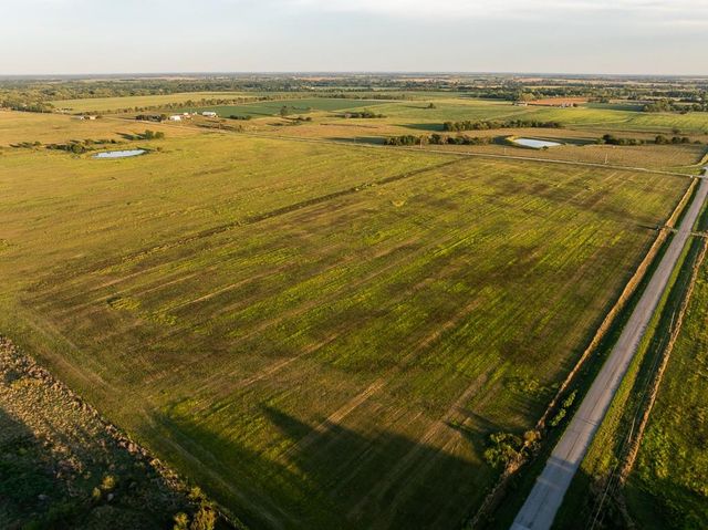 $1,965,000 | 0 Hh Highway | Deepwater Township - Henry County