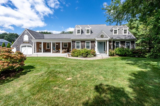 $1,900,000 | 44 Leeward Run | South Yarmouth