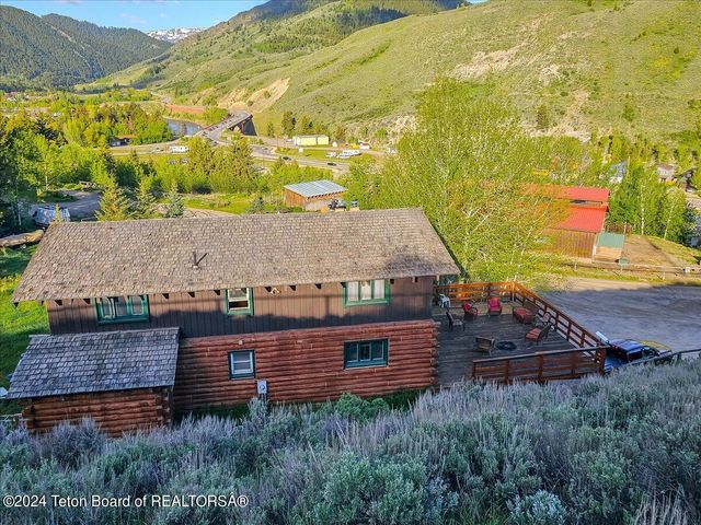 $2,250,000 | 10830 South Old Yellowstone Road | Rogers Point