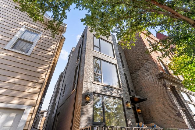 $1,200,000 | 1402 West Chestnut Street, Unit 3 | Noble Square