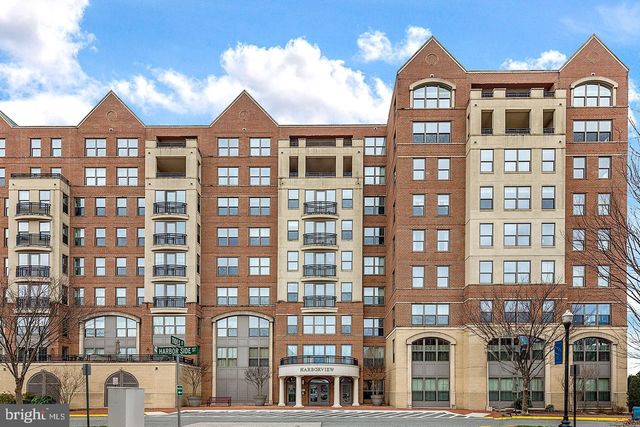 $475,000 | 485 Harbor Side Street, Unit 204 | Belmont Town Center