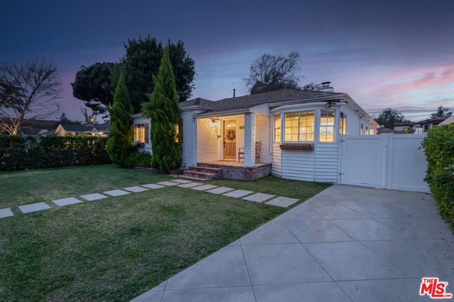 $11,500 | 4607 Willowcrest Avenue | Toluca Lake