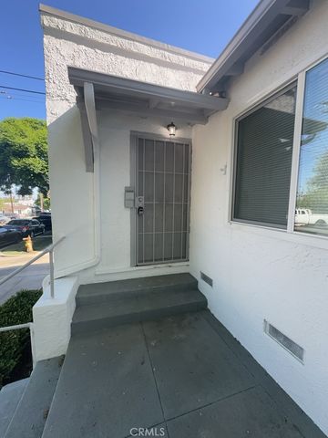 $1,850 | 1420 Chestnut Avenue, Unit 1420 | Downtown Long Beach