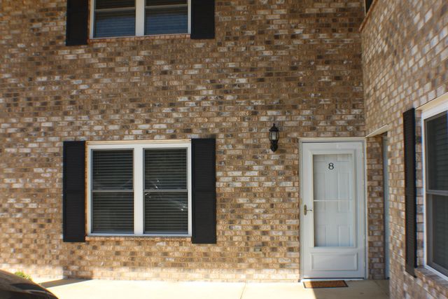 $1,125 | 730 Sir Echo Drive, Unit 8 | Kingsport