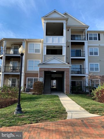 $1,575 | 19601 Galway Bay Circle, Unit 302 | Ashmore at Germantown Condominiums