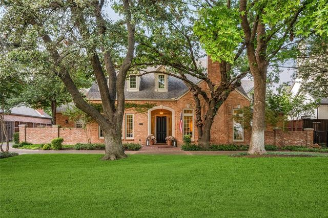 $2,550,000 | 6039 Glendora Avenue | Preston Hollow North