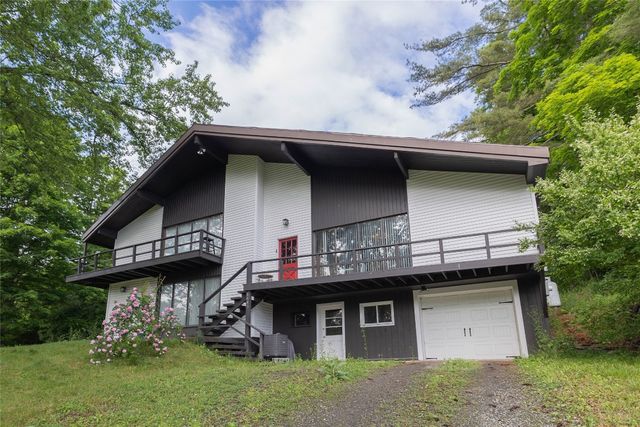 $295,000 | 6643 Highway 17C | Owego