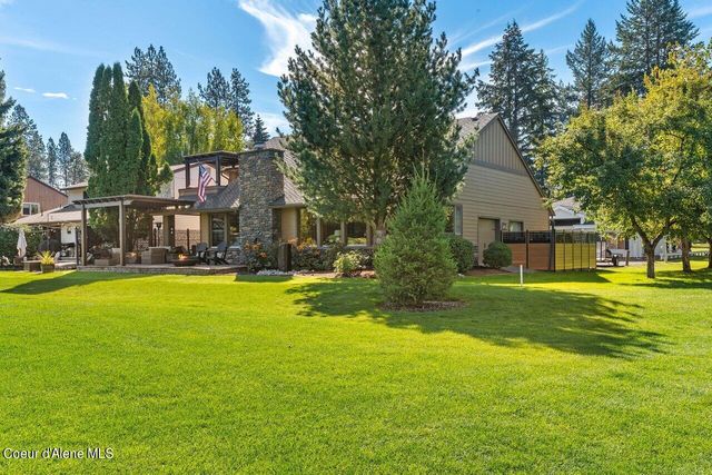 $1,299,000 | 1665 East Club Lane | Hayden Lake