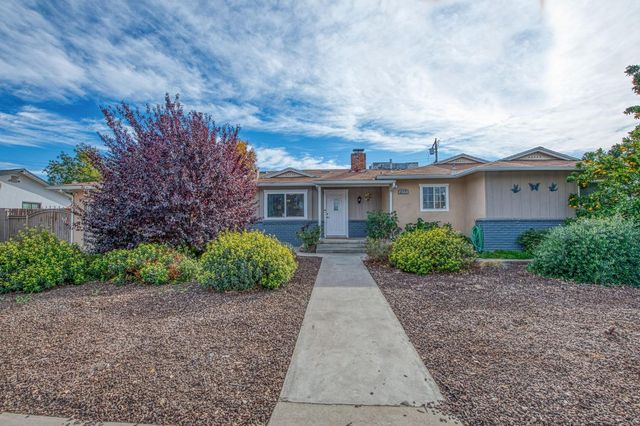 $525,000 | 277 West Barstow Avenue | Bullard