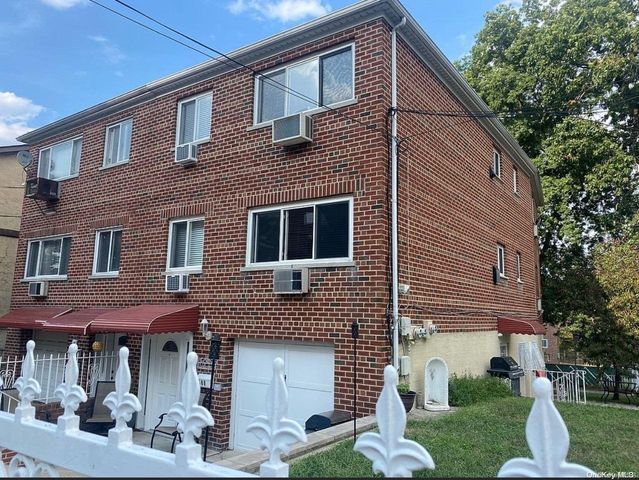 $1,258,000 | 500 Logan Avenue | Throgs Neck