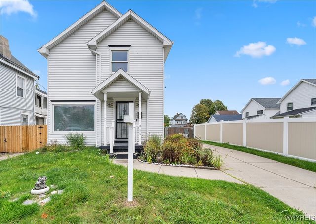 $165,000 | 219 Jefferson Avenue | Broadway-Fillmore