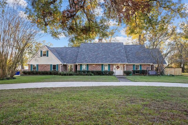 $625,000 | 308 Trailwood Drive | Crockett