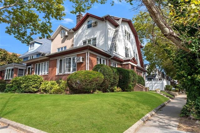 $2,498,000 | 7523 Narrows Avenue | Bay Ridge