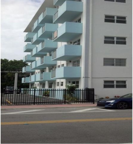 $350,000 | 801 Meridian Avenue, Unit 3B | Flamingo-Lummus