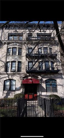 $300,000 | 773 Eastern Parkway, Unit 2B | Crown Heights