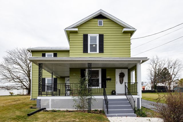 $364,000 | 729 Stuart Street | Waterman