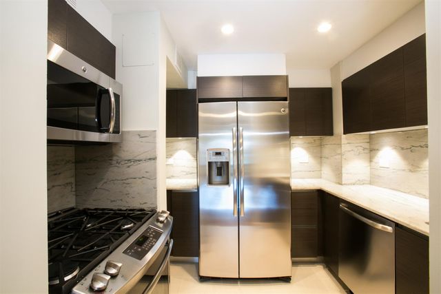 $5,650 | 20 Park Avenue, Unit 4A | Murray Hill