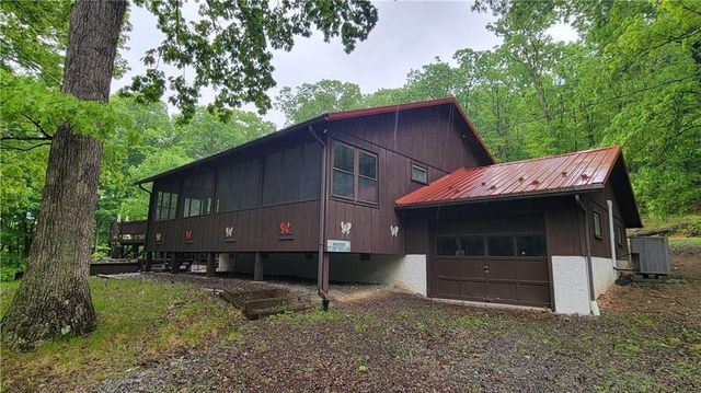 $349,900 | 2117 Driftwood Lane | Hopewell Township - Huntingdon County