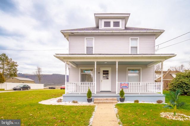 $230,000 | 933 East Main Street | Hegins