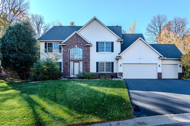 $599,000 | 901 Knollwood Court | Eagan