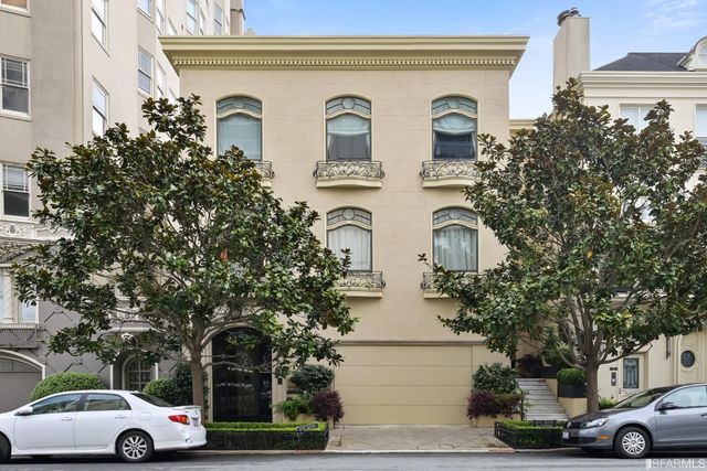 $5,200,000 | 2207 Pacific Avenue | Pacific Heights