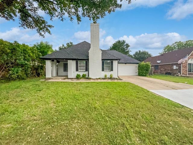 $319,000 | 8109 Weatherly Drive | Rowlett