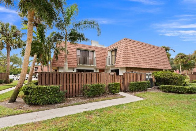 $240,000 | 3022 Southwest Sunset Trace Circle | Palm City