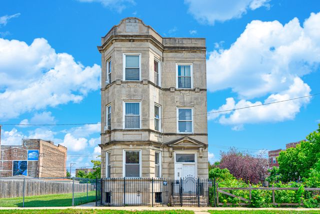 $169,000 | 1229 South Central Park Avenue, Unit 2 | North Lawndale