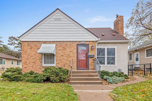 $369,900 | 3319 Taylor Street Northeast | Arlington Heights