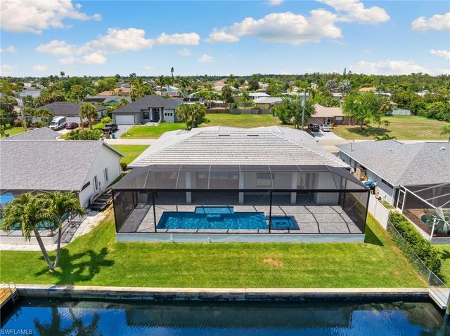 $1,450,000 | 2122 Coral Point Drive | Cape Coral