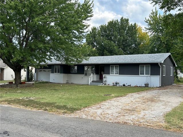 $198,000 | 1317 Butin Drive | Fredonia