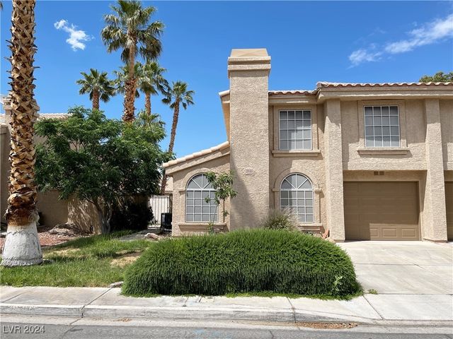 $1,895 | 2810 Briar Knoll Drive | Green Valley South