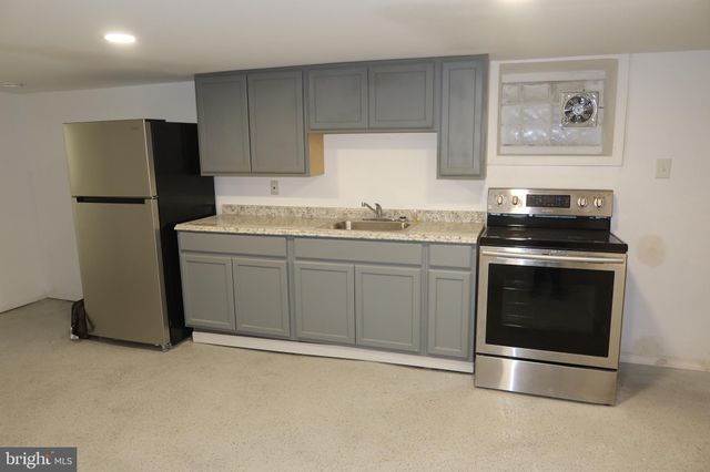 $950 | 711 West Wingohocking Street | Hunting Park