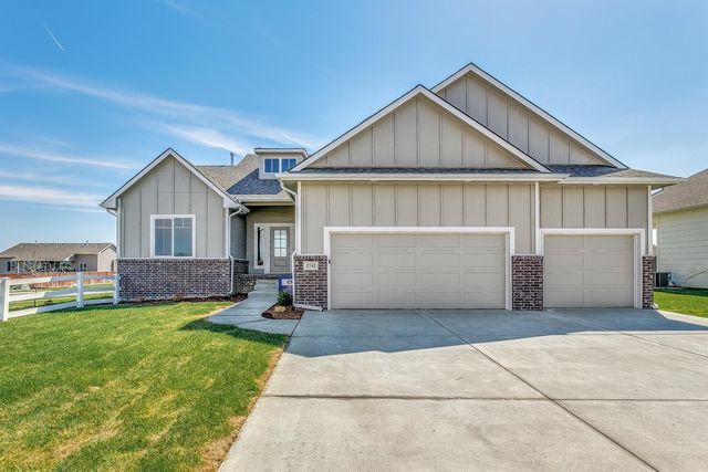 $432,958 | 4901 Emerald Court | Maize