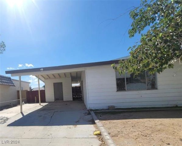 $384,900 | 4555 Payson Avenue | Sunrise Manor