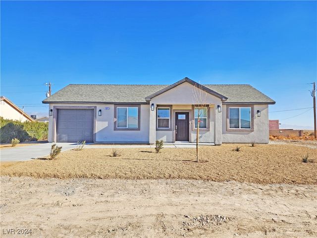 $1,595 | 2071 South Highland Avenue | Pahrump