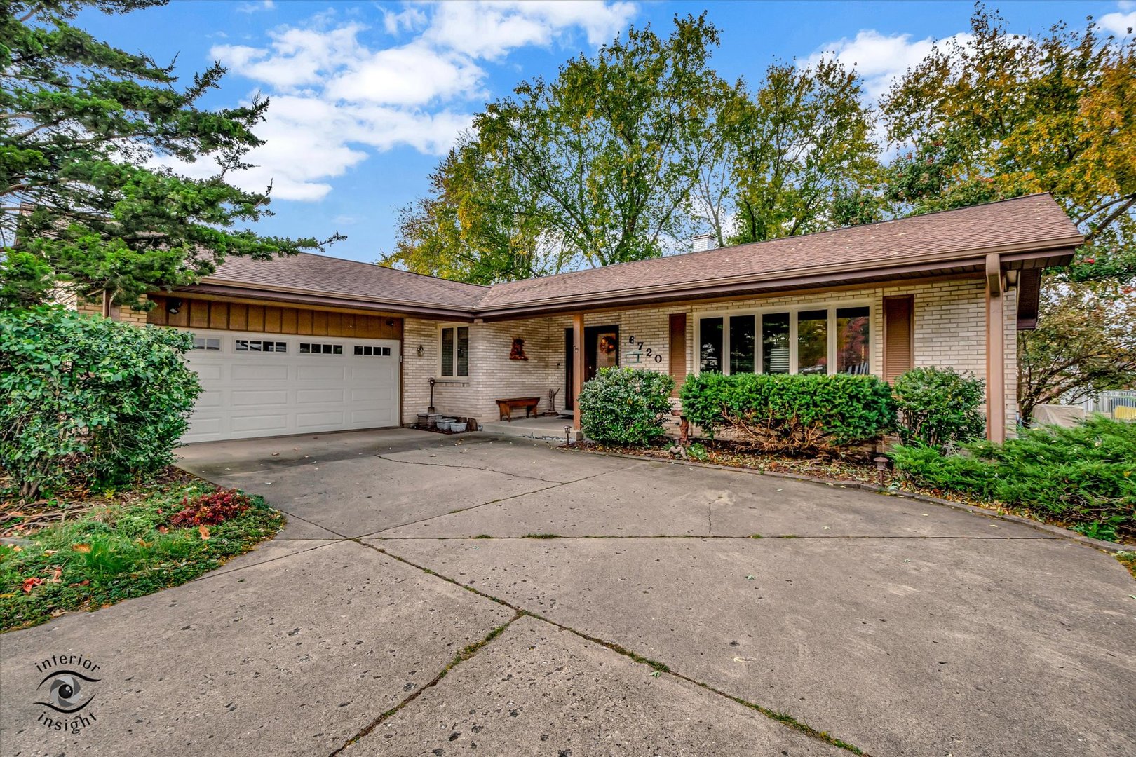 front view of house with a yard