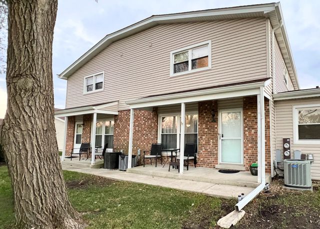 $199,900 | 19506 115th Avenue, Unit B | Mokena